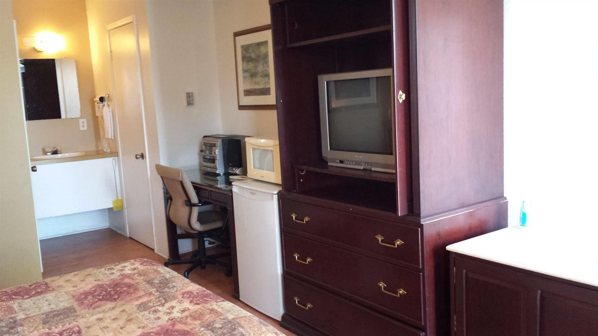 Motel Iberville Saint-Jean-sur-Richelieu Dış mekan fotoğraf