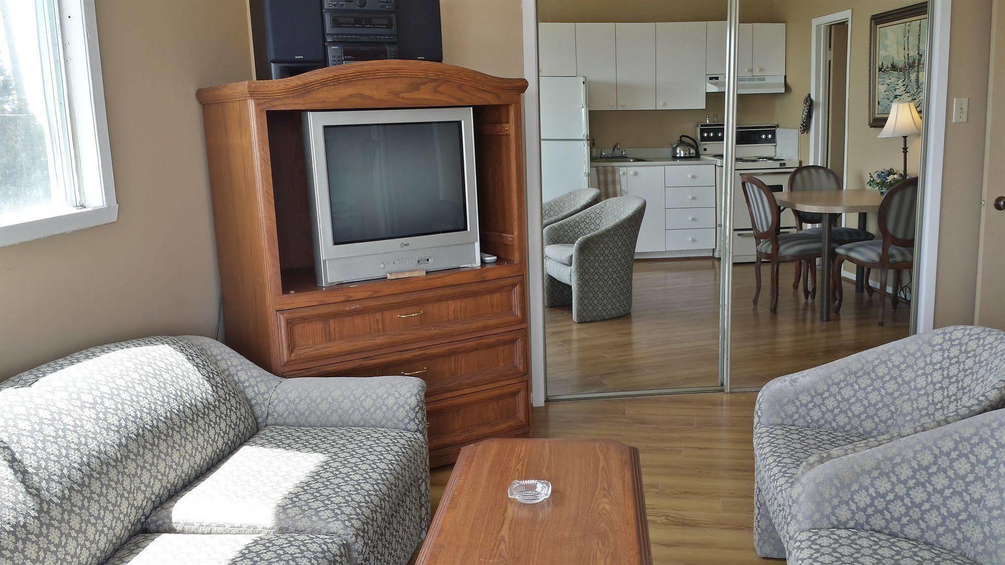 Motel Iberville Saint-Jean-sur-Richelieu Dış mekan fotoğraf