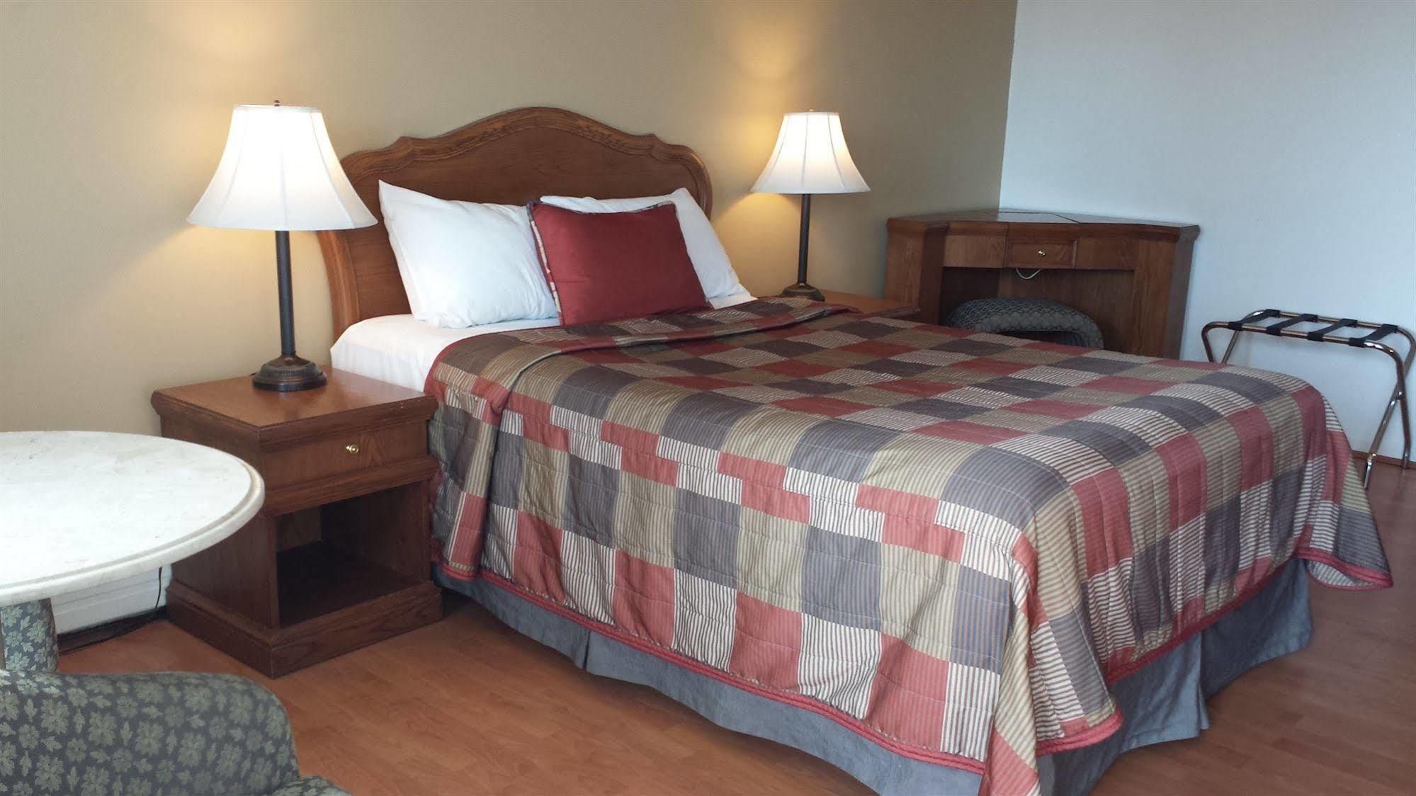 Motel Iberville Saint-Jean-sur-Richelieu Dış mekan fotoğraf