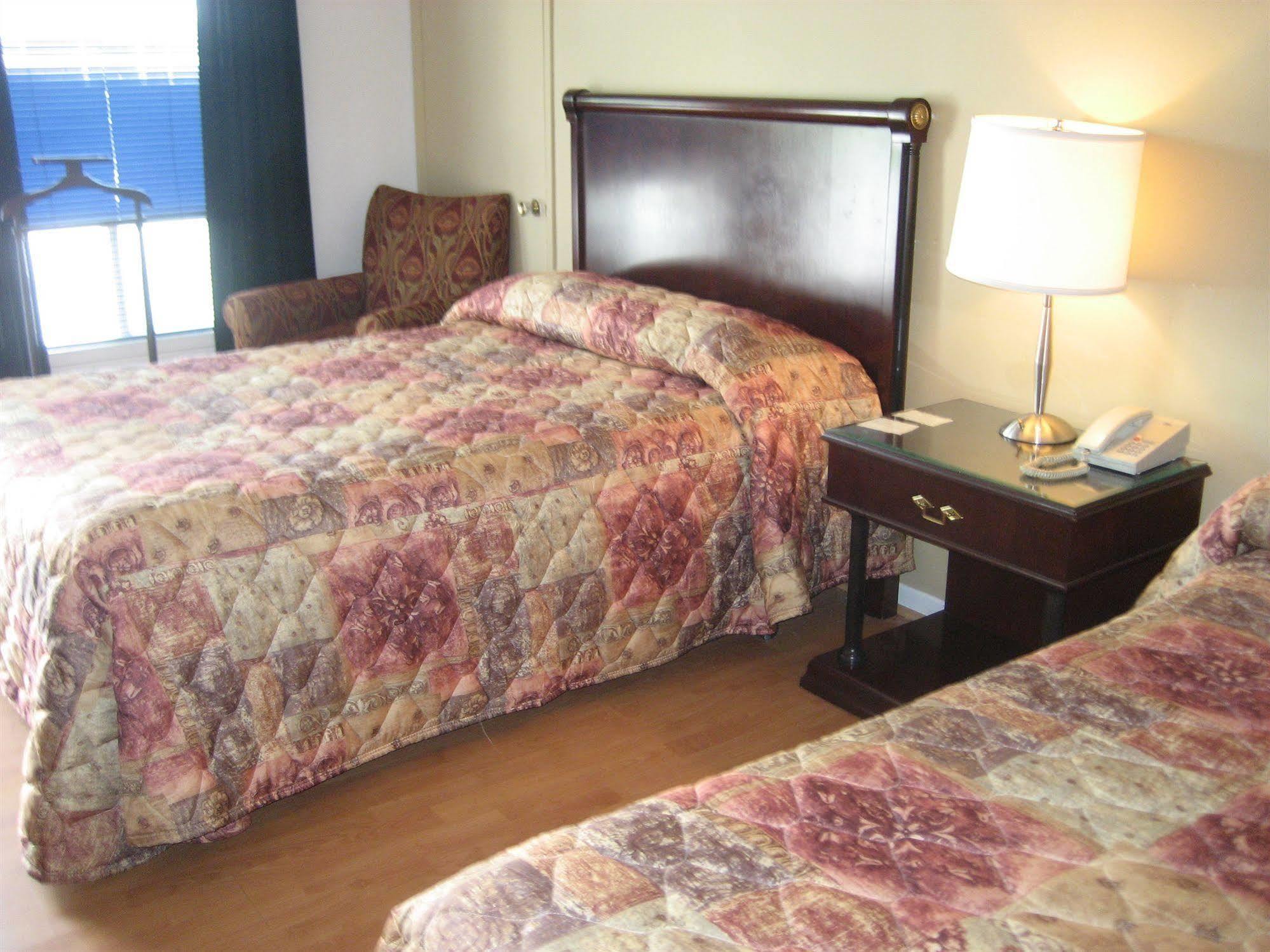 Motel Iberville Saint-Jean-sur-Richelieu Dış mekan fotoğraf